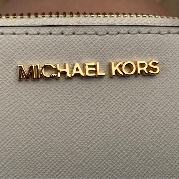 Sold - Picture 7 of 10